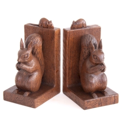 Robert ‛Mouseman’ Thompson Oak Squirrel Bookends