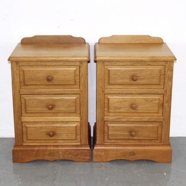 Phil ‘Cartwheelman&#039; Langstaff Pair of Oak Bedside Cabinets