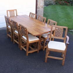 Derek ‘Lizardman’ Slater 6’ Oak Table and 8 Chairs