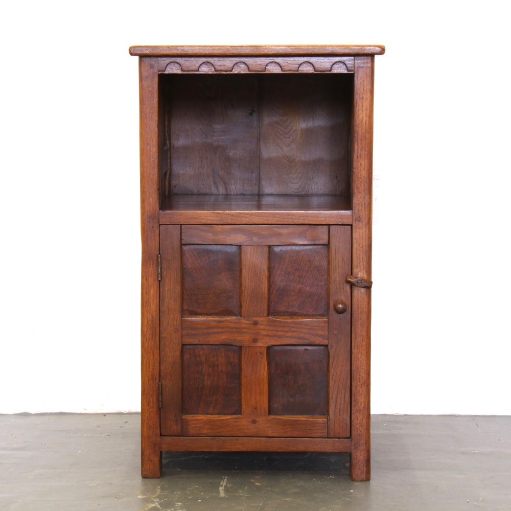 yorkshire-school-burr-oak-side-bedside-cabinet
