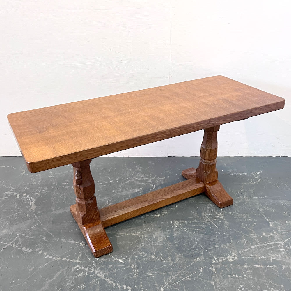 robert-mouseman-thompson-oak-coffee-table