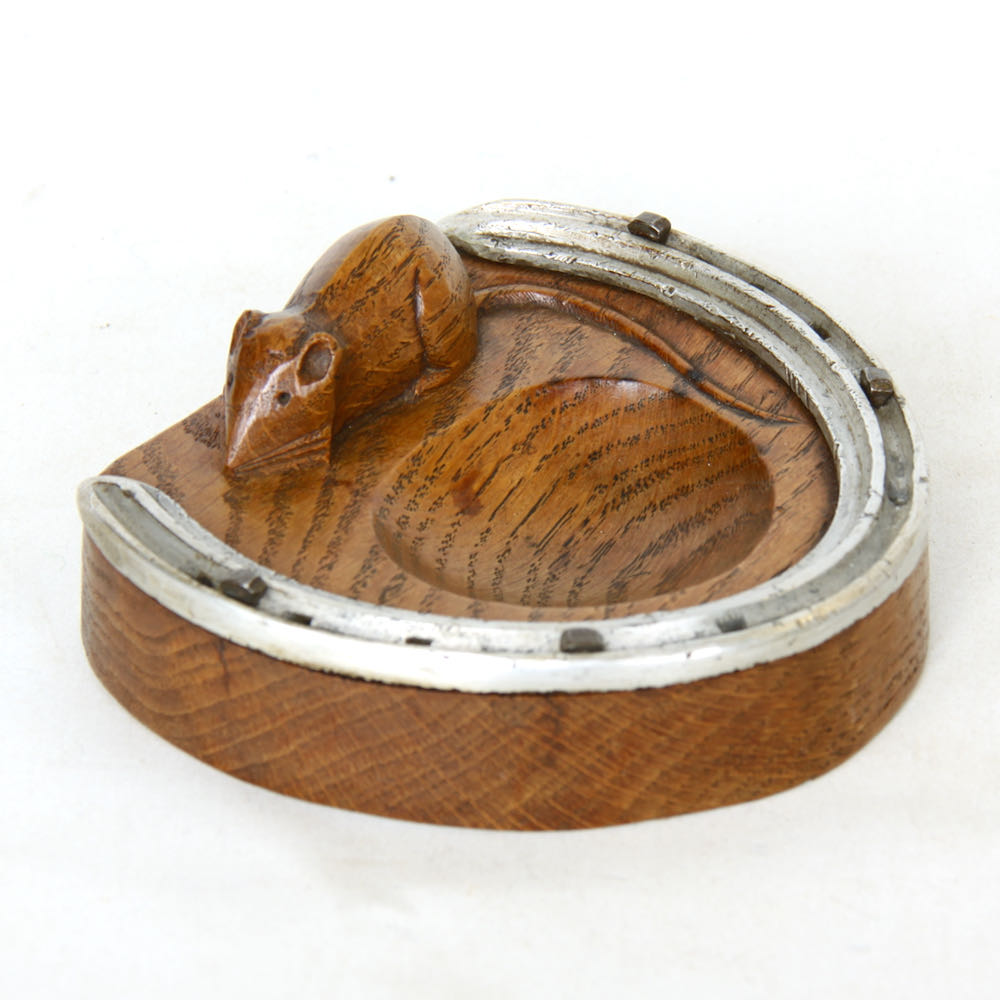 mouseman-robert-thompson-oak-horseshoe-pin-tray